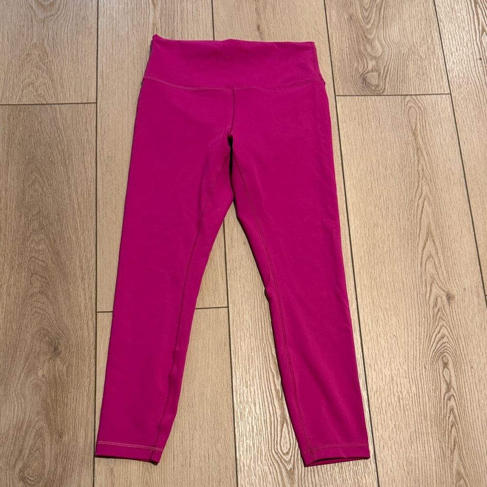 Lululemon wundertrain 25” size 8 like new